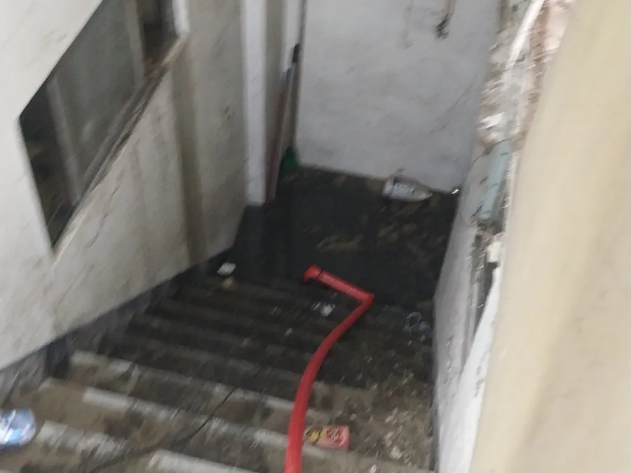 경기 북부 반지하 계단까지 차오른 역류 오수